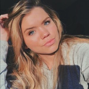 Meet your Posher, Charlee